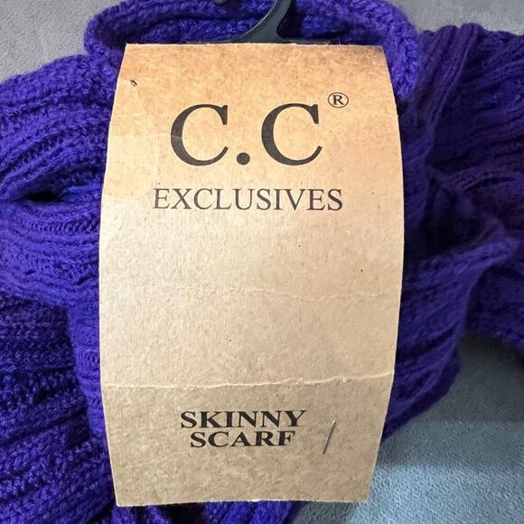 C. C Exclusives NWT College Game DayHigh School Purple Gold Pom Pom Scarf - Picture 4 of 5